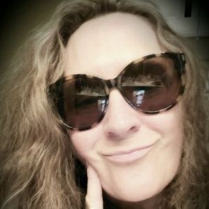 Meet your Posher, Wendy